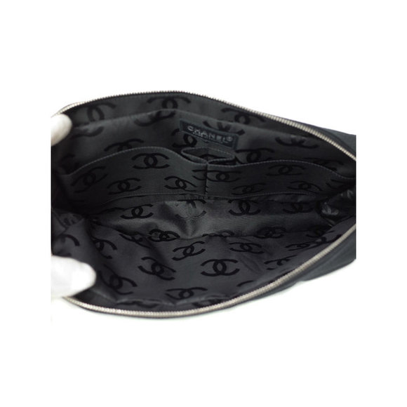 Chanel Chocolate Bar Chain Shoulder Bag Black - Picture 3 of 5